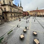 Arquitecto De La Vida - Plaza Mayor León