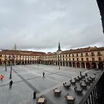 Arquitecto De La Vida - Plaza Mayor Pensión León