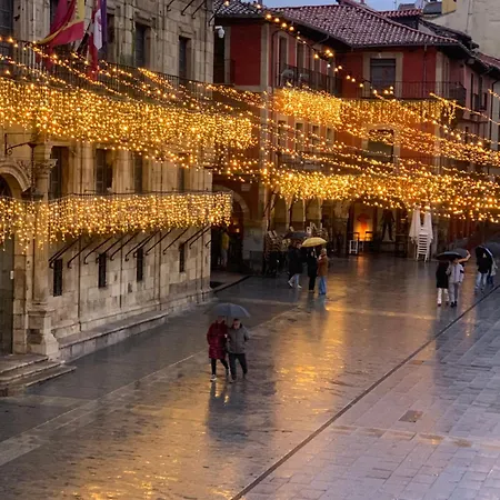 Arquitecto De La Vida - Plaza Mayor León