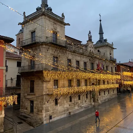 Konukevi Arquitecto De La Vida - Plaza Mayor León