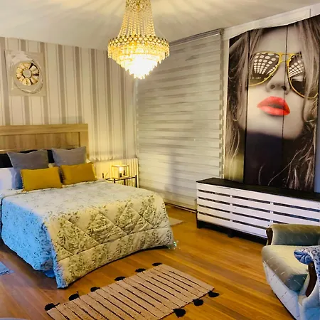 Arquitecto De La Vida - Plaza Mayor 게스트하우스 3*