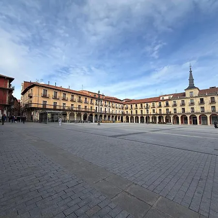 Гостевой дом Arquitecto De La Vida - Plaza Mayor Леон