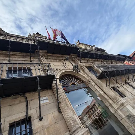 Arquitecto De La Vida - Plaza Mayor Konukevi