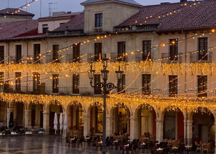 Arquitecto De La Vida - Plaza Mayor Gæstehus 3*